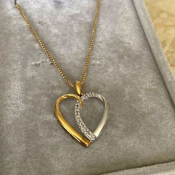 10K Yellow & White Gold Diamond Heart Pendant 24” 10K Yellow Gold Fancy Chain - Picture 1 of 13